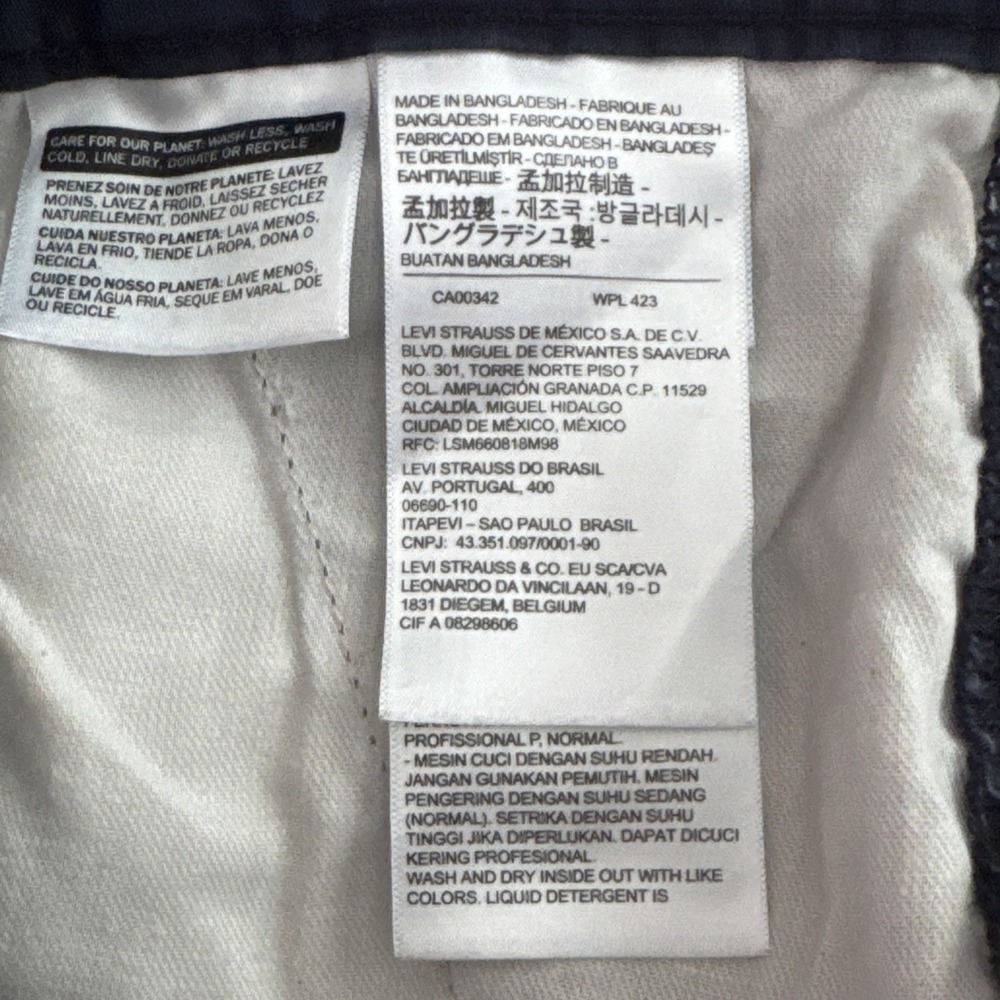 Levi's Men's Cargo Shorts Navy Blue Size 38 Cotton Relaxed Fit - Picture 11 of 13